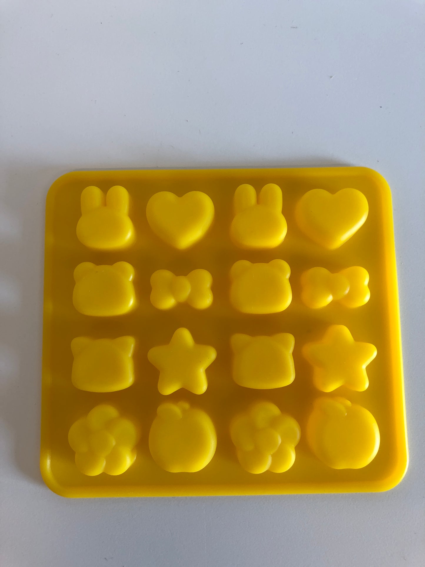 Silicon animal gummy candy mould YELLOW