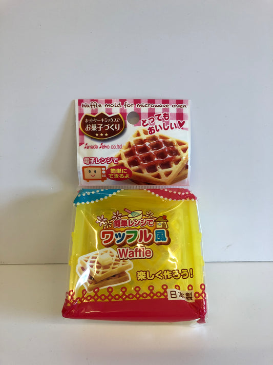 Microwave-waffle maker